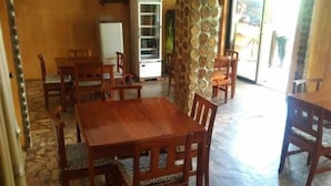 Restaurant - Te 882 Hotel (Kampala)