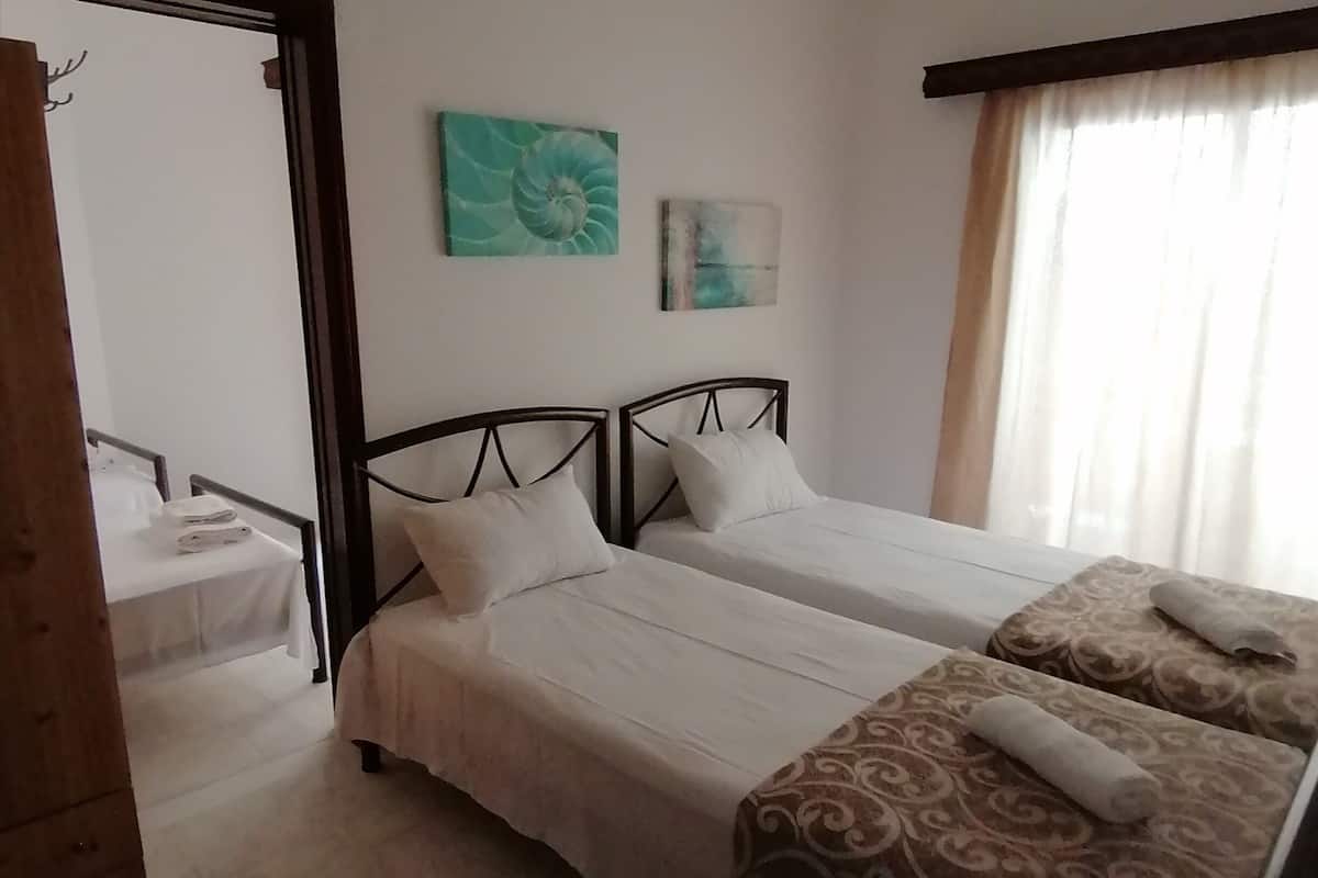 Appartamento, 2 camere da letto | Insonorizzazione, ferro/asse da stiro, Wi-Fi gratuito, lenzuola
