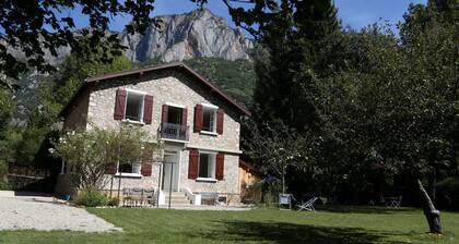 Villa Victoire - Charming house with garden - 10 people - 5 bedrooms - 3 bathrooms - 2 WCs