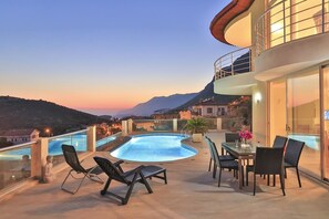 Outdoor pool - Villa Linda (Kas)
