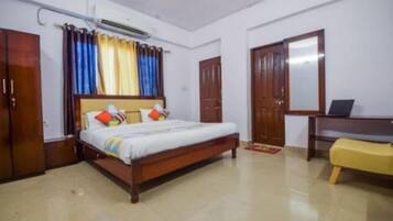 Deluxe Room | Free WiFi, bed sheets
