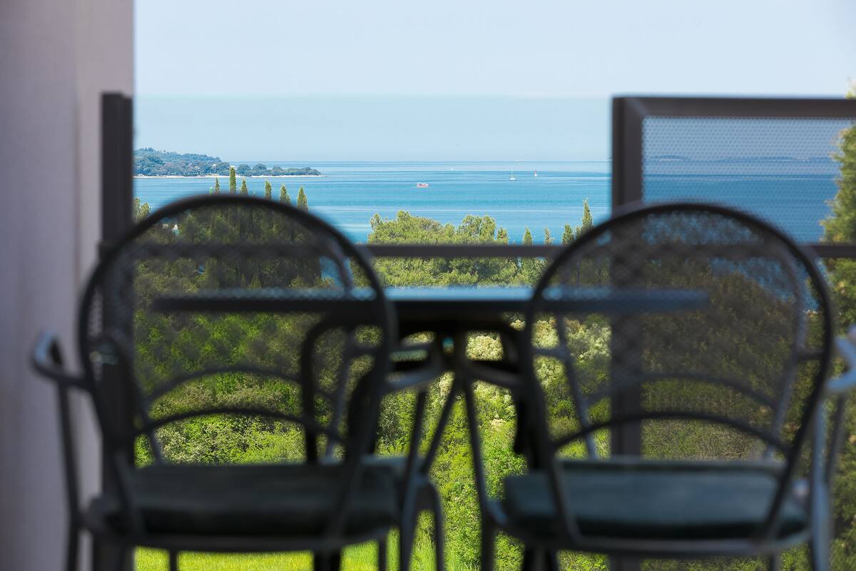 Apartment, 1 Bedroom, Sea View | Beach/ocean view