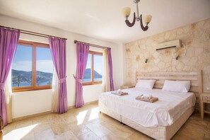 Villa, Sea View | 3 bedrooms, desk, iron/ironing board, free WiFi