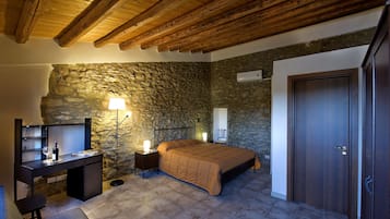 Comfort-Doppelzimmer | Schreibtisch, schallisolierte Zimmer, Bettwäsche