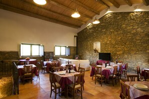 Breakfast area - AgriturCostabaira (Caltagirone)