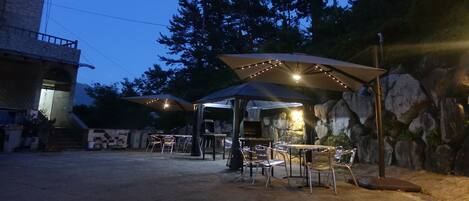 Área de parrilladas y picnic