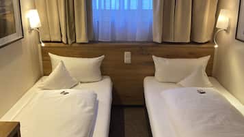 Minibar, cortinas blackout y sistema de insonorización