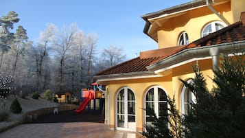 Esterni