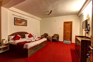 Rollaway beds, free WiFi