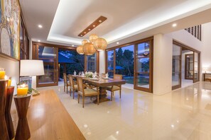 Luxury Villa, 3 Bedrooms, Private Pool, Pool View | In-room dining