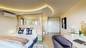 Superior-Zimmer (Sea Facing with Garden)