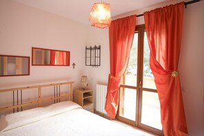 Villa, 2 soverom | 2 soverom og barnesenger