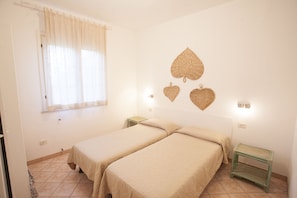 Apartment, 2 Bedrooms | Cots/infant beds, free WiFi - Appartamenti Villa Anna (Capoliveri)