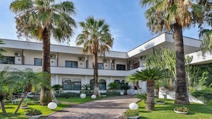 Unclassified image, 3 of 77, button - Hotel Delfa (Capaccio-Paestum)