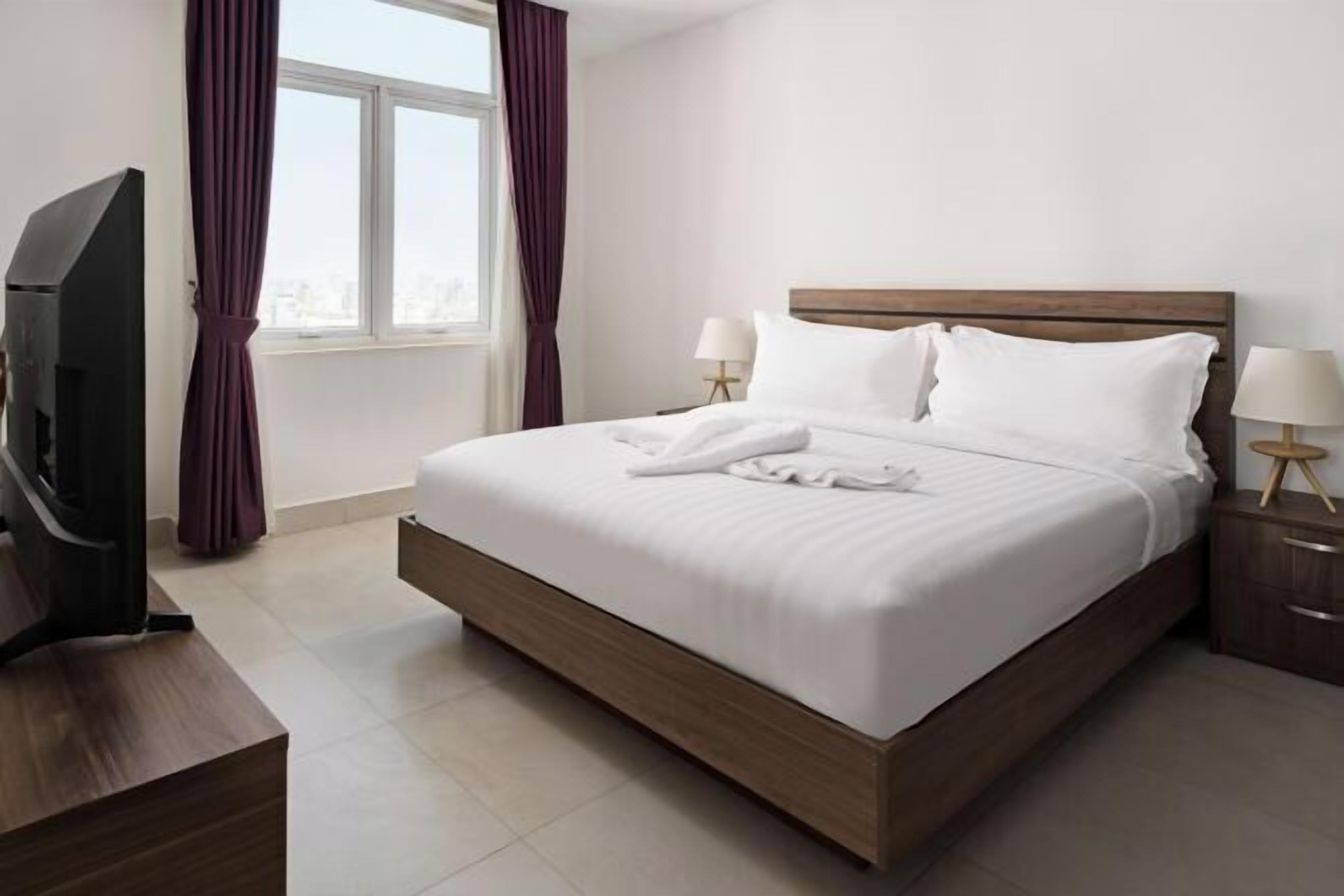 Premium bedding, pillowtop beds, minibar, in-room safe