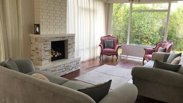 Villa | Living room | LCD TV