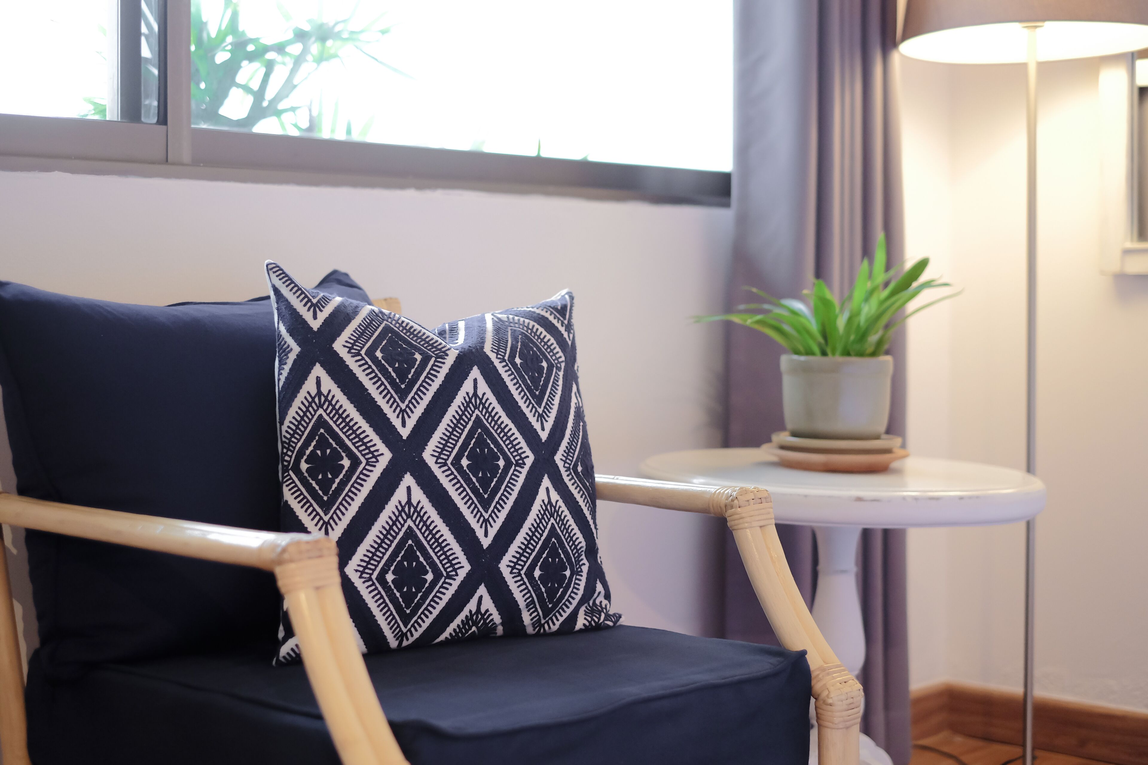 deluxe double room | 1 bedroom, in-room safe, desk, blackout curtains