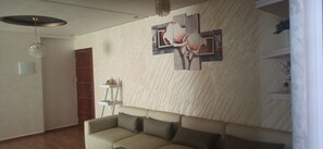 Reception - Mohammed V Airport Home (Deroua)