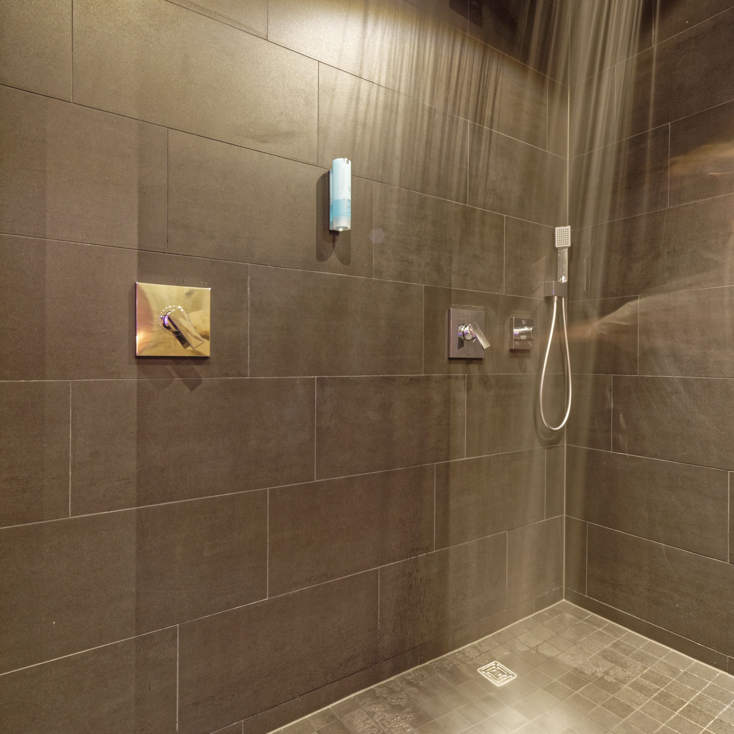 aromatherapy, hot stone massages, body scrubs, facials