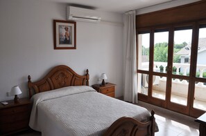 4 chambres, Wi-Fi, draps fournis