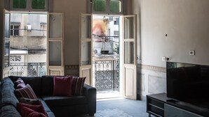 Apartment, 2 Bedrooms, Sea View | Living room