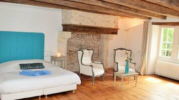 5 quartos, Wi-Fi de cortesia