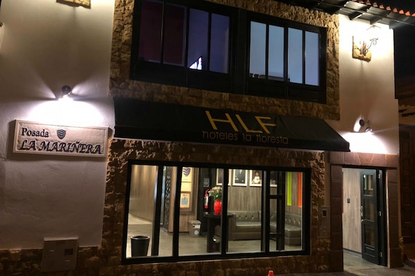 Façade de l’hébergement - soirée/nuit