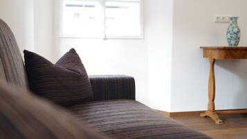 Luxury Apartment, 1 King Bed with Sofa bed (SH-AP. 3) | Interior detail