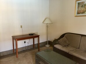 Télévision à écran plat