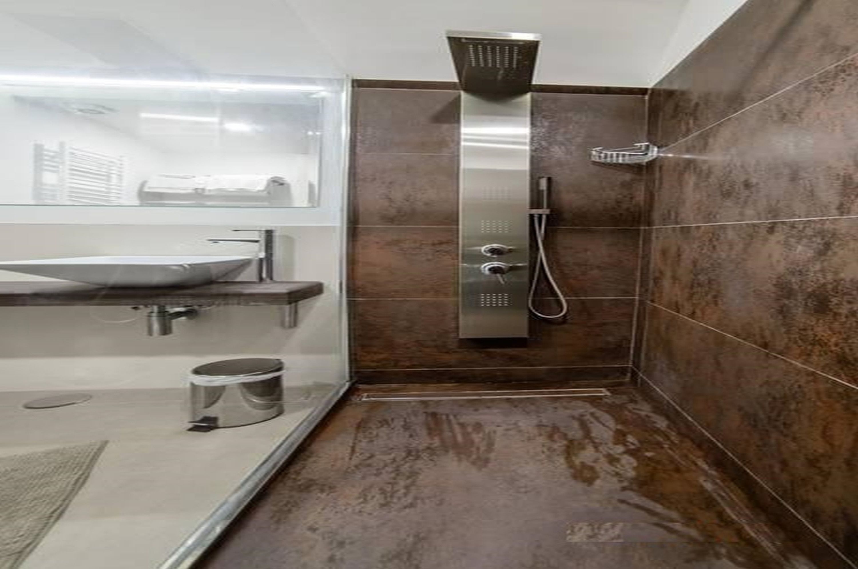 Photo - Riviera Luxury Suites