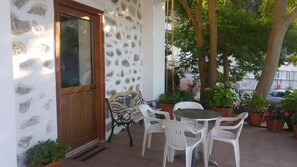 Basic Double or Twin Room, Mountain View | Terrace/patio - Two Flowers Hotel (Pedhoulas)
