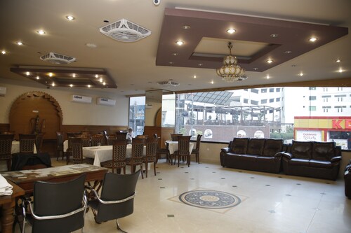 Hotel Al Harmain Tower