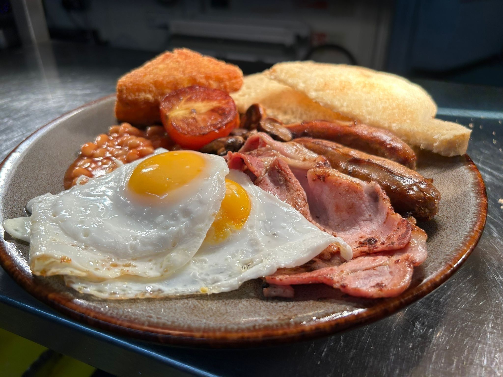 daily english breakfast (gbp 6 per person)