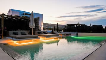 Departamento superior, 2 habitaciones, alberca privada, vista al mar | Terraza o patio