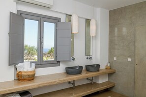 Apartment, 2 Bedrooms, Private Pool, Sea View | Garden view