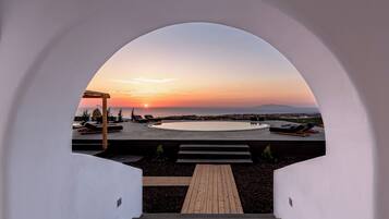 Villa de lujo, 3 habitaciones, alberca privada, vista al mar | Vista a la playa o el mar