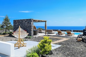 Apartment, 2 Bedrooms, Private Pool, Sea View | Terrace/patio