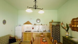 Apartment, 2 Schlafzimmer | Wohnbereich