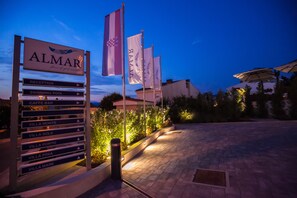 Free self parking - Villas Almar (Dobrinj)