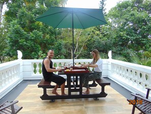 Tägliches inbegriffenes englisches Frühstück