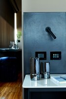 Executive Suite, Accessible | Tech