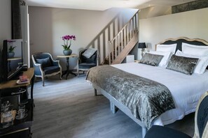 Comfort-Zimmer, Terrasse, Parkblick | Hochwertige Bettwaren, individuell dekoriert, individuell eingerichtet