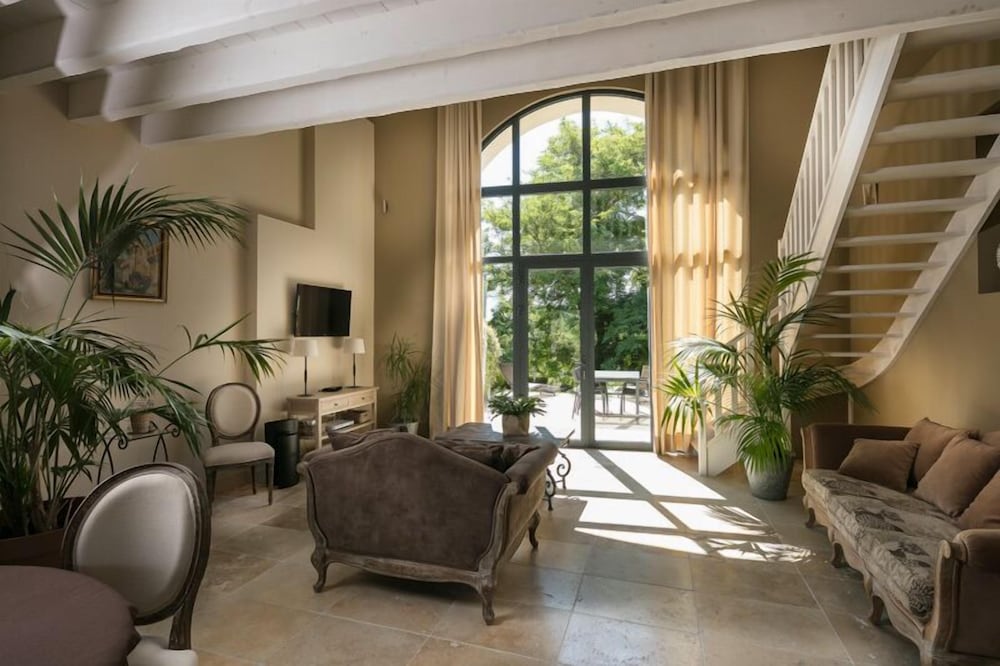 Le Chateau des cinq cantons by null