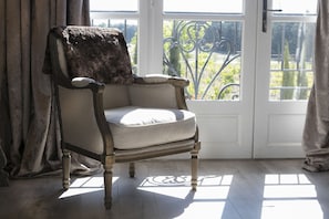Classic Room, Vineyard View | Garden view