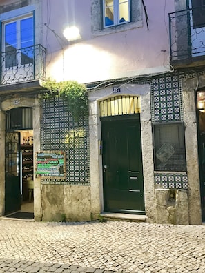 Hallway - Apartments Center Bairro Alto (Lisbon)