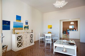 Villa, 3 Bedrooms | Room amenity - Brezza Marina (Noto)