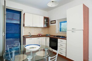 Apartment, 2 Schlafzimmer | Eigene Kochnische