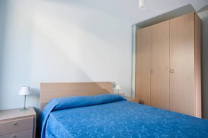 Apartment, 2 Schlafzimmer | 2 Schlafzimmer, individuell dekoriert, individuell eingerichtet