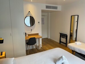 Triple Room - Oskar Hotel (Annemasse)