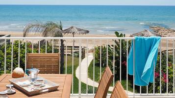 Villa, 4 Bedrooms | Teres/patio